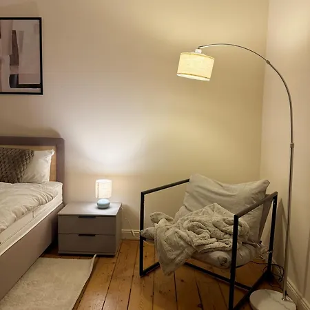 Dora - Charmante Im Zentrum Von - Naehe Bahnhof Apartment